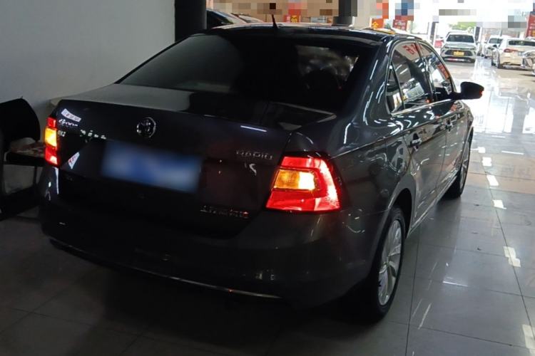 Used Skoda Rapid 2018 1.6L Automatic Comfort Edition Rear Right 45 Deg