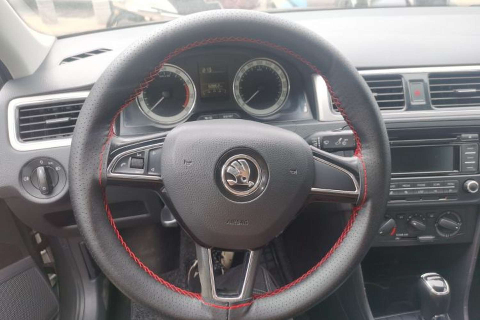 Used Skoda Rapid 2018 1.6L Automatic Comfort Edition Steering Wheel