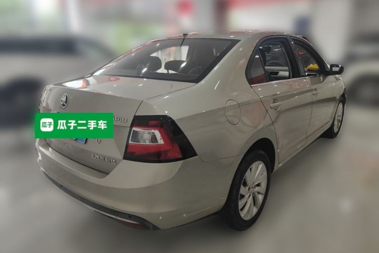 Used Skoda Rapid 2018 1.6L Automatic Comfort Edition Rear Right 45 Deg