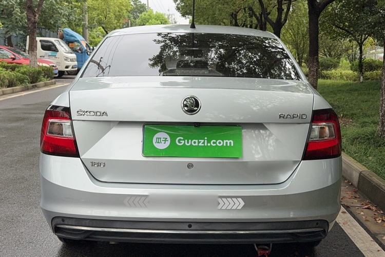 Used Skoda Rapid 2018 1.6L Manual Comfort Edition Exterior 4
