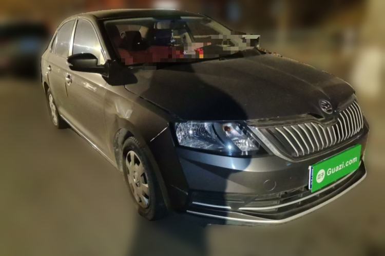 Used Skoda Rapid 2018 1.6L Manual Standard Edition Front Right 45 Deg