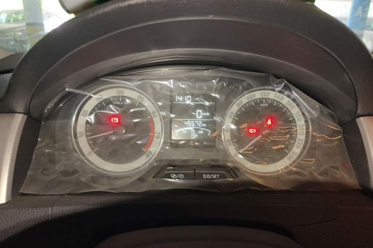 Used Skoda Rapid 2018 1.6L Manual Comfort Edition Instrument Cluster