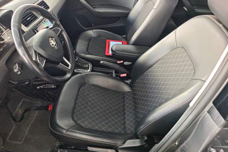 Used Skoda Rapid 2018 1.6L Automatic Comfort Edition Left Front Seat