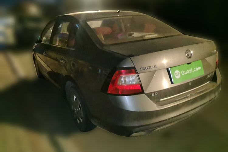 Used Skoda Rapid 2018 1.6L Manual Standard Edition Rear Left 45 Deg