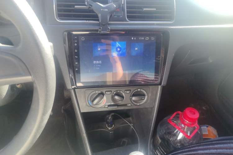 Used Skoda Rapid 2018 1.4L Manual Standard Edition Audio And AC Panel