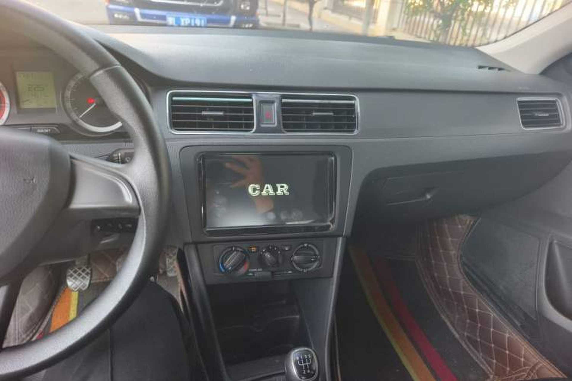 Used Skoda Rapid 2018 1.4L Manual Standard Edition Audio And AC Panel