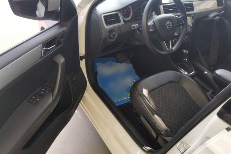 Used Skoda Rapid 2018 1.6L Automatic Comfort Edition Driver Seat