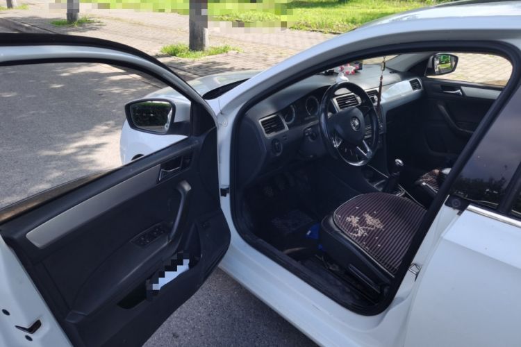Used Skoda Rapid 2018 1.6L Manual Comfort Edition Driver Seat