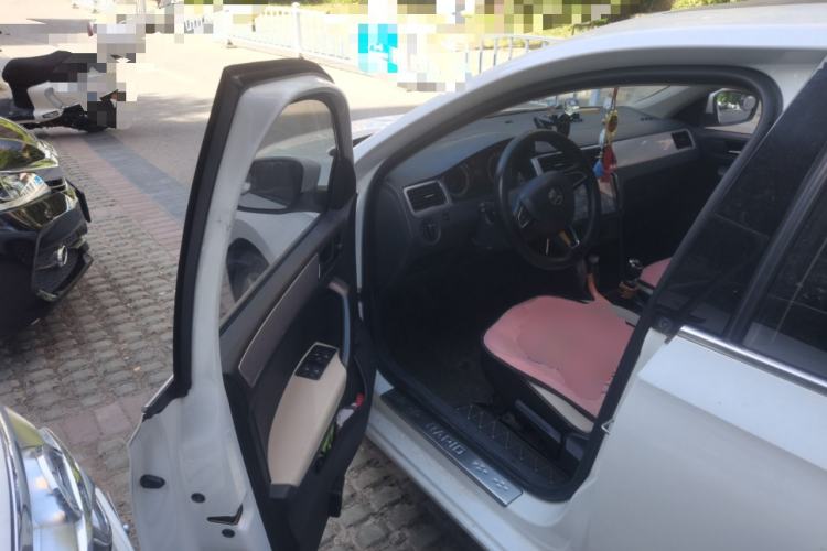 Used Skoda Rapid 2018 1.6L Manual Comfort Edition Driver Seat