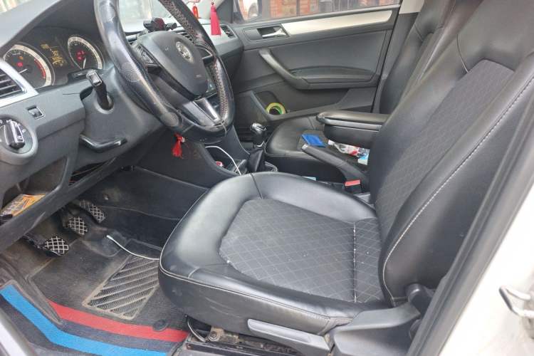 Used Skoda Rapid 2018 1.6L Manual Comfort Edition Driver Seat