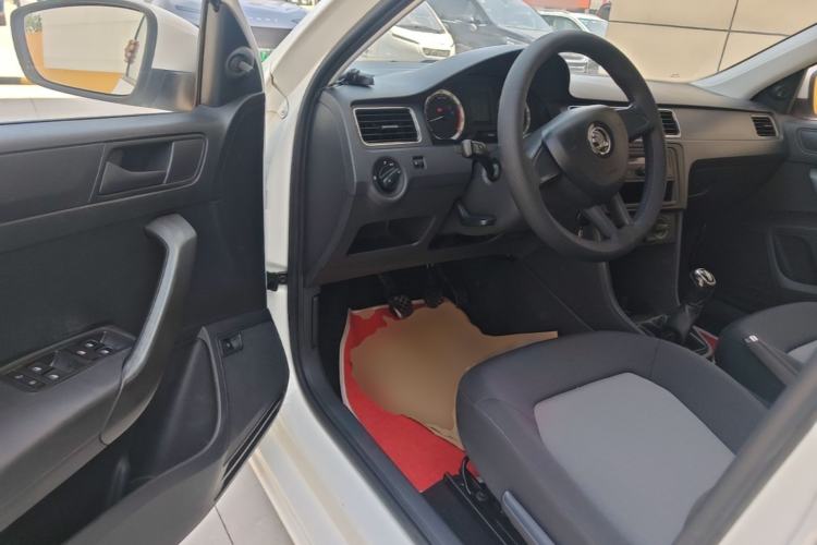 Used Skoda Rapid 2018 1.4L Manual Standard Edition Driver Seat