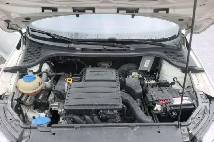 Used Skoda Rapid 2018 1.6L Automatic Comfort Edition Engine Bay