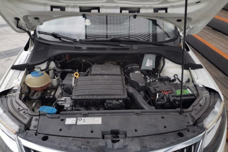 Used Skoda Rapid 2018 1.6L Automatic Comfort Edition Engine Bay
