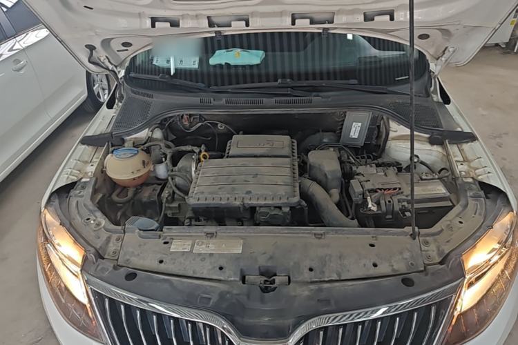 Used Skoda Rapid 2018 1.6L Automatic Comfort Edition Engine Bay