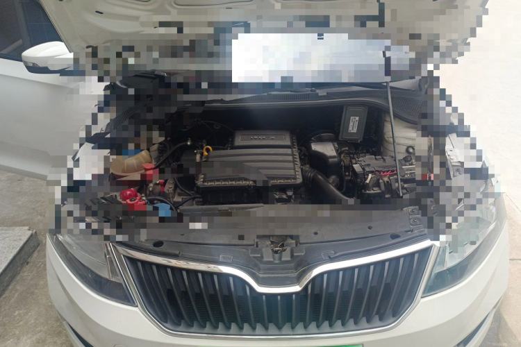 Used Skoda Rapid 2018 1.6L Manual Standard Edition Engine Bay