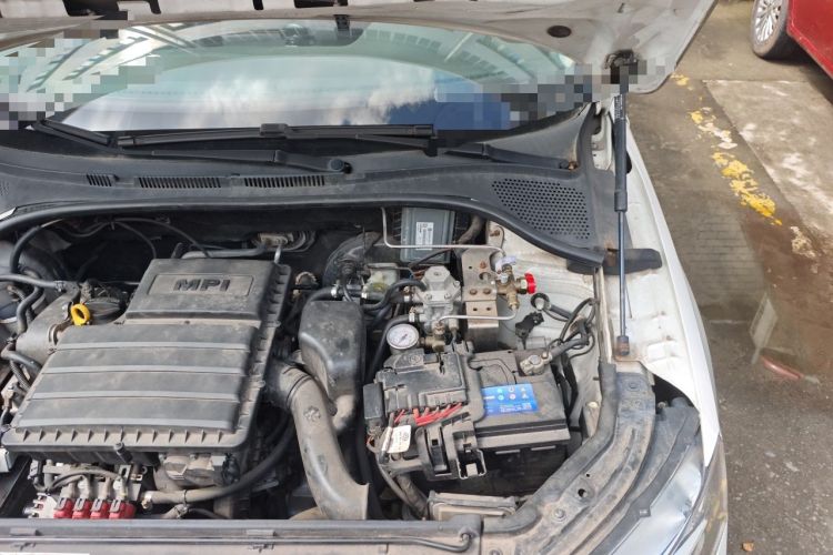 Used Skoda Rapid 2018 1.6L Manual Standard Edition Engine Bay Left