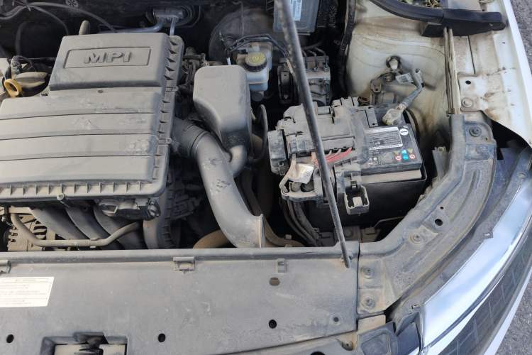 Used Skoda Rapid 2018 1.6L Manual Comfort Edition Engine Bay Left