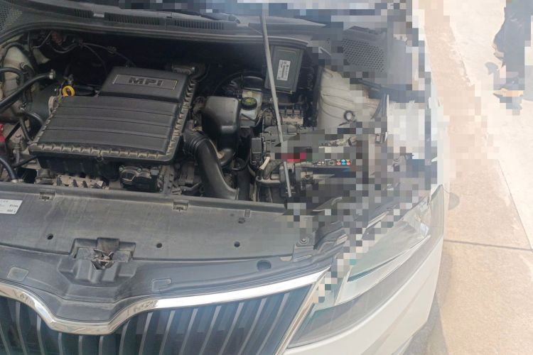Used Skoda Rapid 2018 1.6L Manual Standard Edition Engine Bay Left