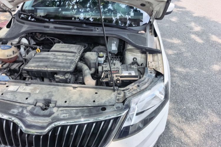 Used Skoda Rapid 2018 1.6L Manual Comfort Edition Engine Bay Left