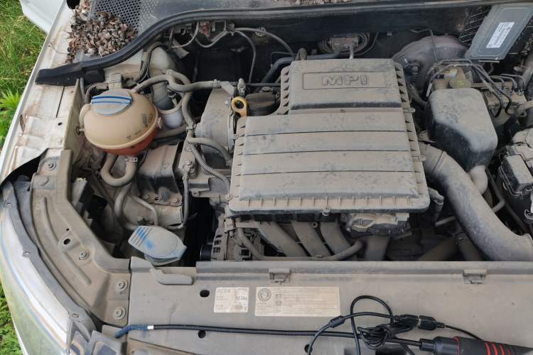 Used Skoda Rapid 2018 1.6L Automatic Comfort Edition Engine Bay Right