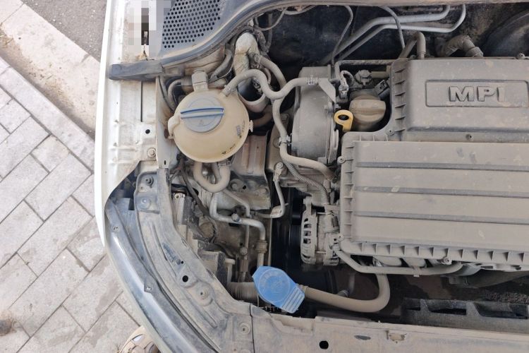 Used Skoda Rapid 2018 1.6L Manual Comfort Edition Engine Bay Right