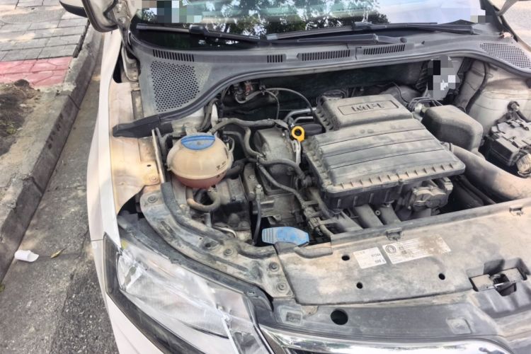 Used Skoda Rapid 2018 1.6L Manual Comfort Edition Engine Bay Right