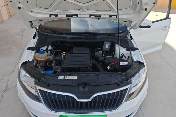 Used Skoda Rapid 2018 1.4L Manual Standard Edition Engine Bay