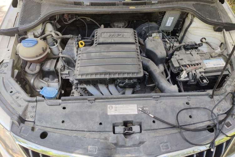 Used Skoda Rapid 2018 1.6L Automatic Comfort Edition Engine Bay