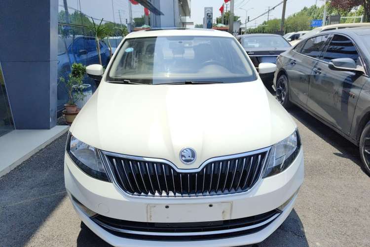 Used Skoda Rapid 2018 1.6L Manual Comfort Edition Exterior 1