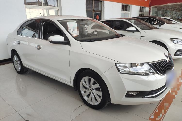 Used Skoda Rapid 2018 1.6L Automatic Comfort Edition Exterior 2