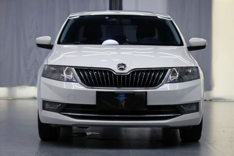 Used Skoda Rapid 2018 1.6L Automatic Comfort Edition Exterior 2