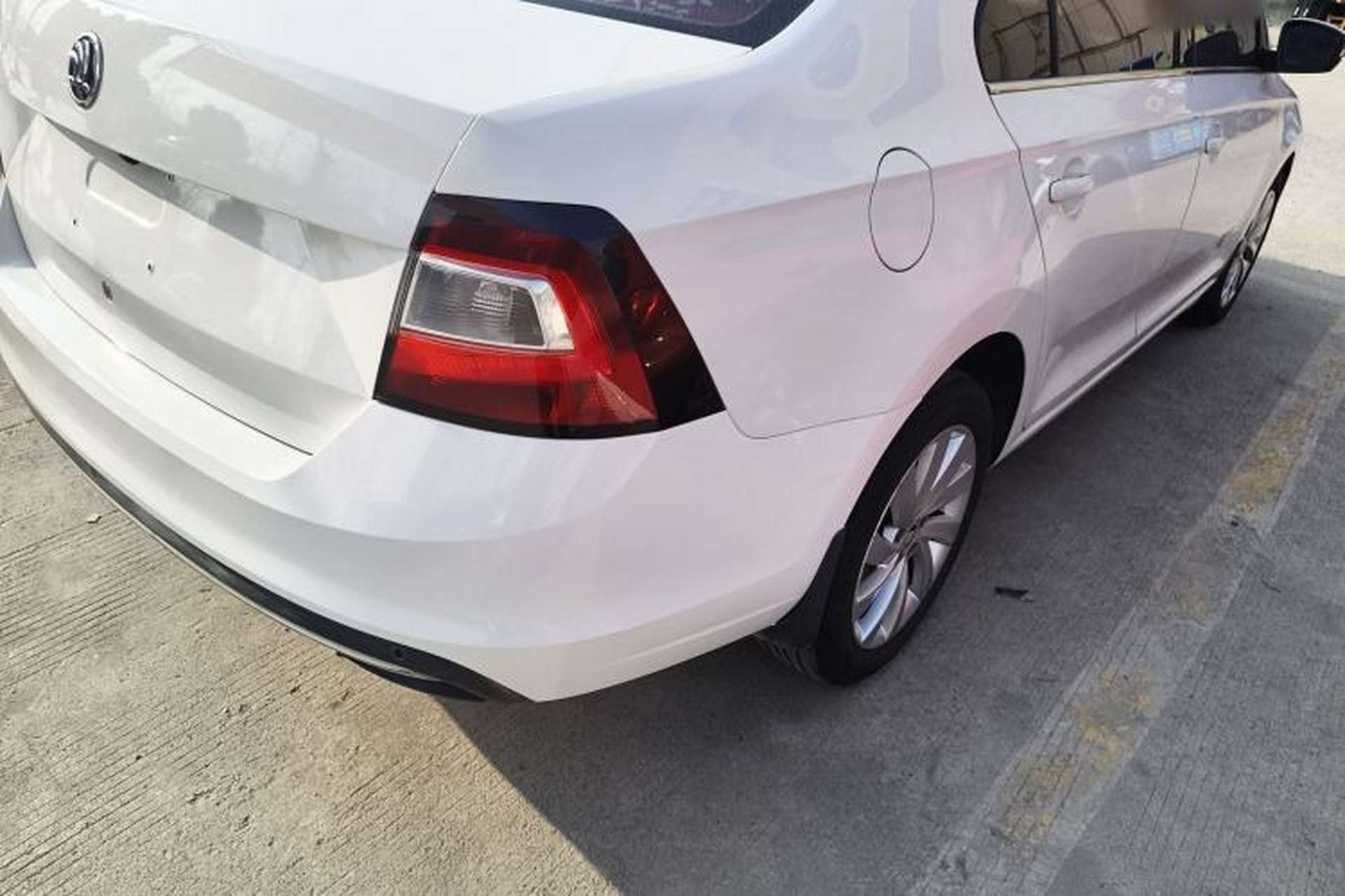 Used Skoda Rapid 2018 1.6L Automatic Comfort Edition Exterior 3