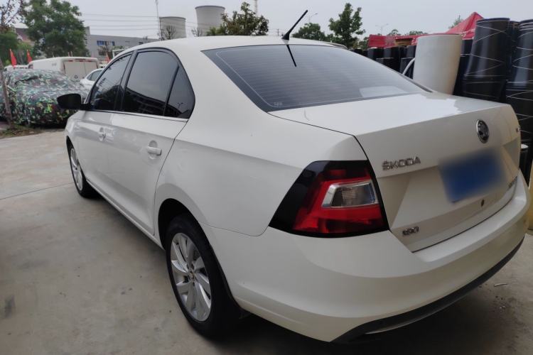 Used Skoda Rapid 2018 1.6L Automatic Comfort Edition Exterior 5