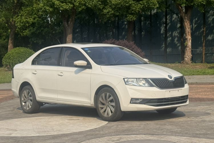Used Skoda Rapid 2018 1.6L Automatic Comfort Edition Exterior 6