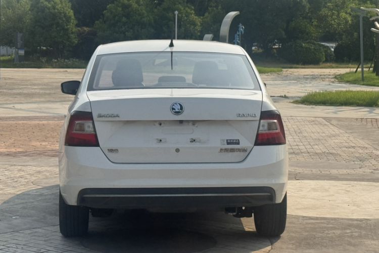 Used Skoda Rapid 2018 1.6L Automatic Comfort Edition Exterior 7