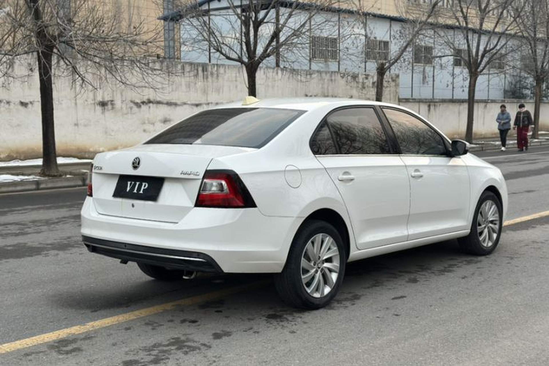 Used Skoda Rapid 2018 1.6L Manual Comfort Edition Exterior 8
