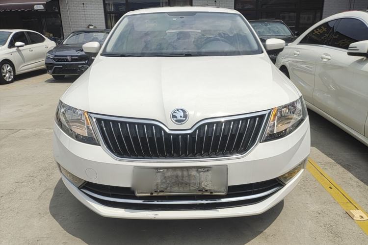 Used Skoda Rapid 2018 1.6L Automatic Comfort Edition Front