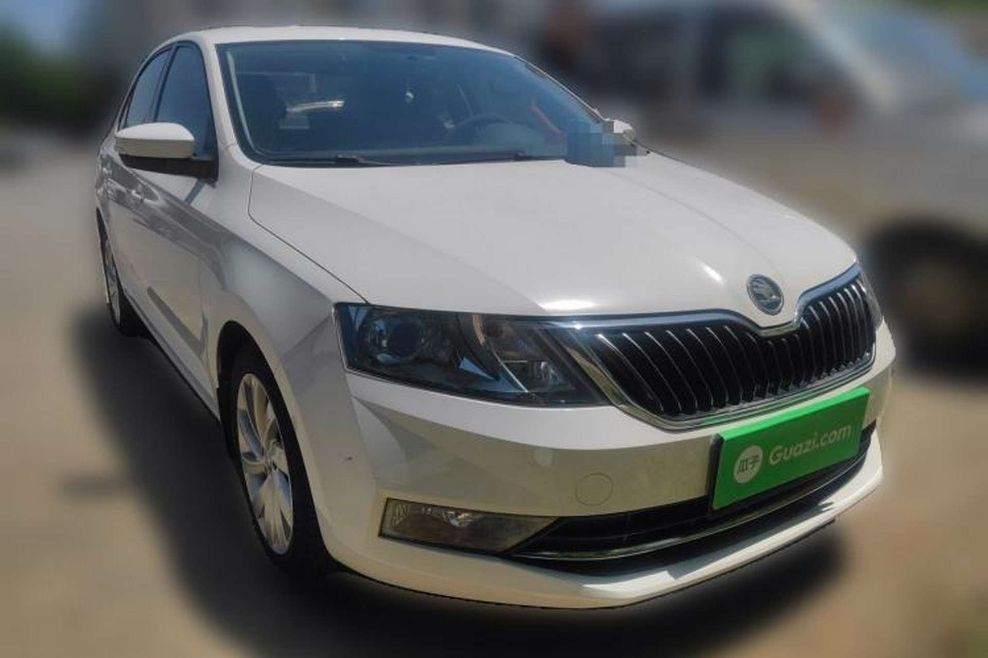 Used Skoda Rapid 2018 1.6L Automatic Comfort Edition Front Right 45 Deg
