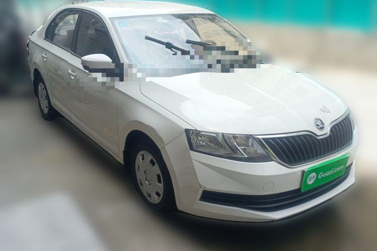 Used Skoda Rapid 2018 1.6L Manual Standard Edition Front Right 45 Deg
