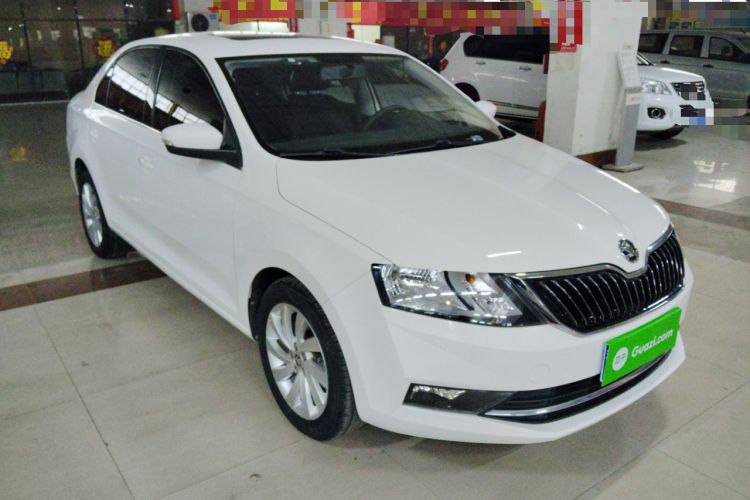 Used Skoda Rapid 2018 1.6L Automatic Comfort Edition Front Right 45 Deg
