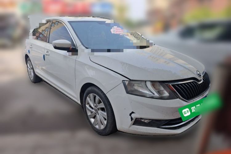 Used Skoda Rapid 2018 1.6L Manual Comfort Edition Front Right 45 Deg