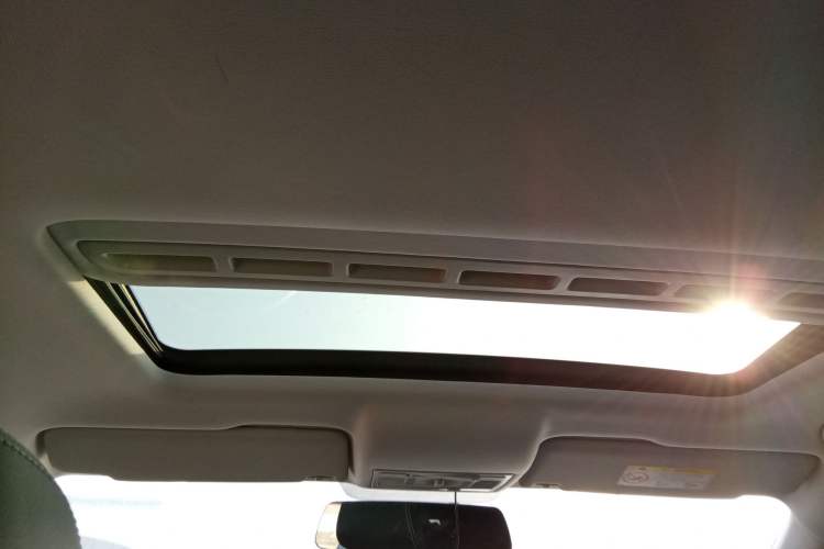 Used Skoda Rapid 2018 1.6L Automatic Comfort Edition Headliner