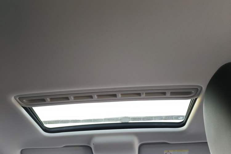 Used Skoda Rapid 2018 1.6L Manual Comfort Edition Headliner