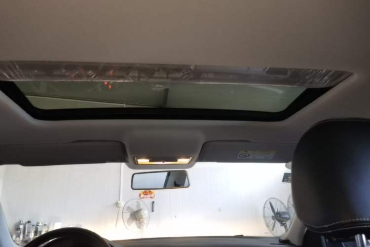 Used Skoda Rapid 2018 1.6L Automatic Comfort Edition Headliner