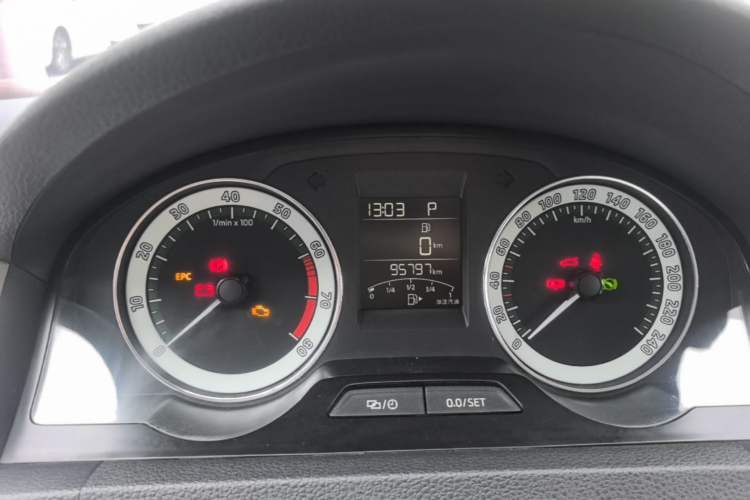 Used Skoda Rapid 2018 1.6L Automatic Comfort Edition Instrument Cluster