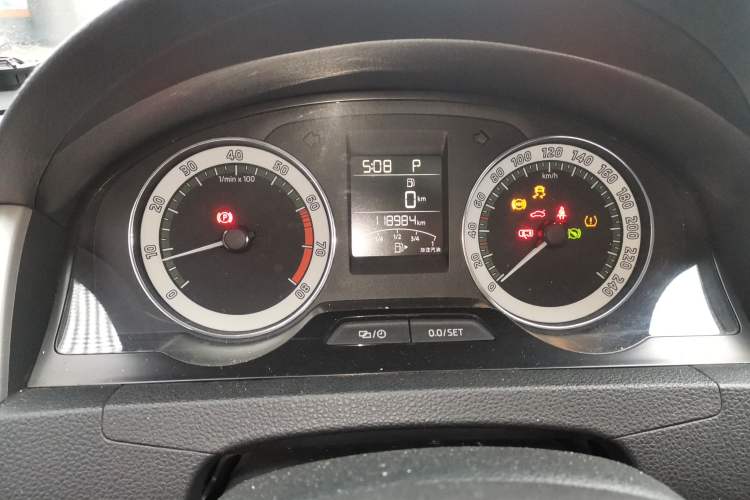 Used Skoda Rapid 2018 1.6L Automatic Comfort Edition Instrument Cluster