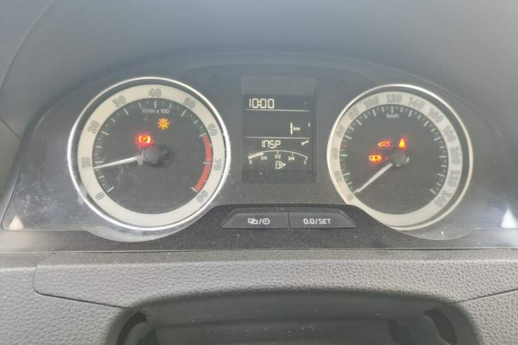 Used Skoda Rapid 2018 1.6L Manual Comfort Edition Instrument Cluster