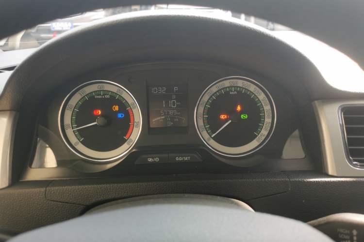 Used Skoda Rapid 2018 1.6L Automatic Comfort Edition Instrument Cluster