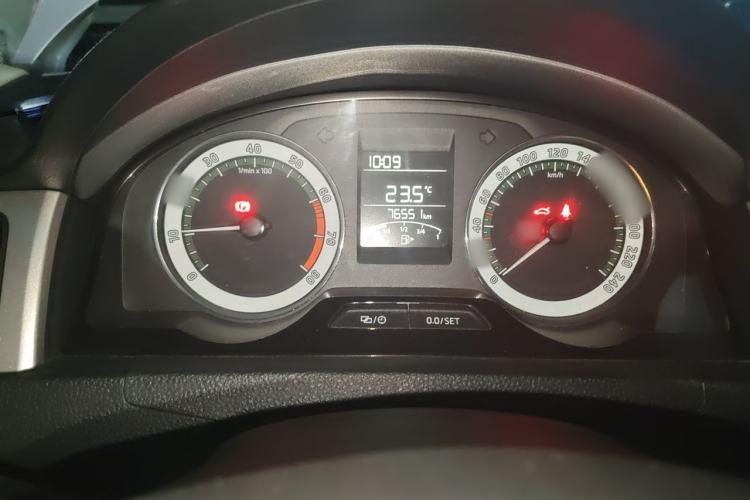 Used Skoda Rapid 2018 1.6L Manual Comfort Edition Instrument Cluster