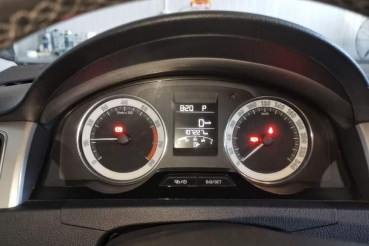 Used Skoda Rapid 2018 1.6L Automatic Comfort Edition Instrument Cluster